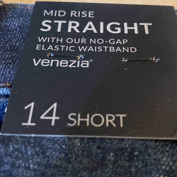 Lane Bryant 14 Short Mid Rise Straight Leg Denim Jeans - Picture 4 of 7